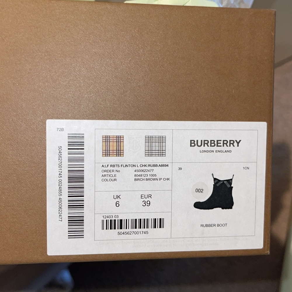 Burberry tan rain boots - Picture 5 of 5